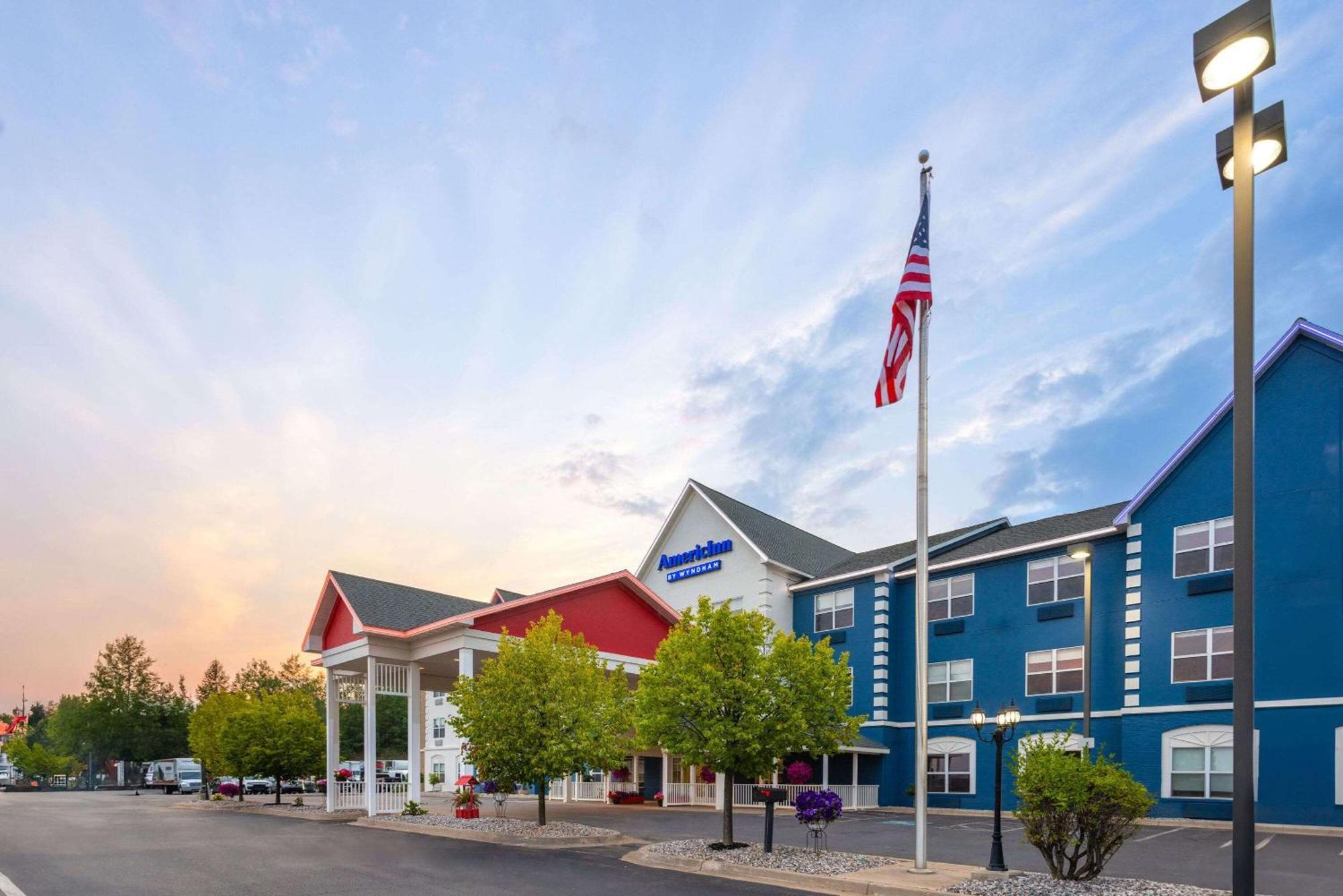 Americinn By Wyndham Iron Mountain Kültér fotó
